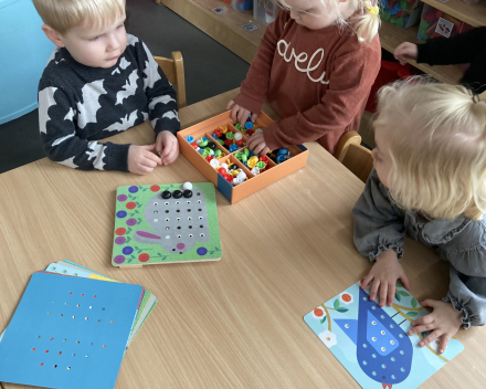 Gaatjes en buizen