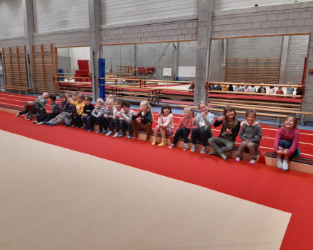 Turnles in de sporthal van Wespelaar