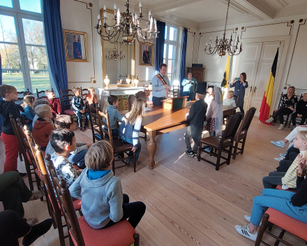 Bezoek aan het gemeentehuis en OCMW