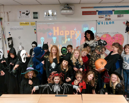 Halloween - griezelige verhalen op zolder