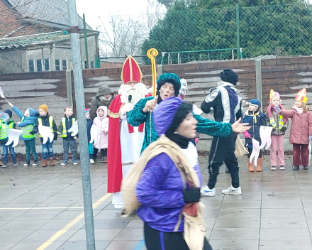 De Sint en de pieten op bezoek