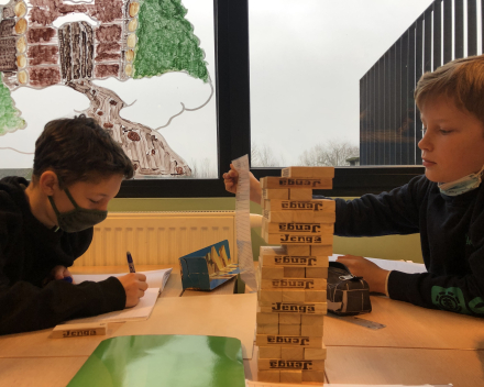 Leren spelen, spelend leren