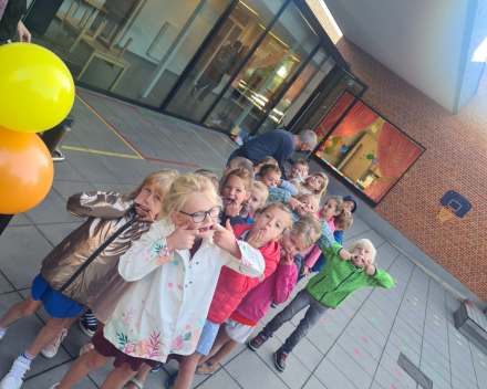 Start toneeltje Lagere school  - De Vuurboom