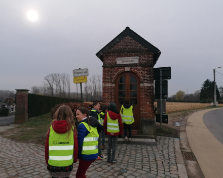 Leeruitstap in de schoolomgeving