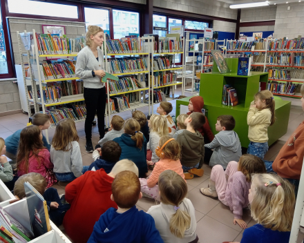 Rondleiding in de bibliotheek