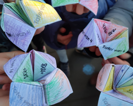 Bewegend leren - De maaltafel van 4